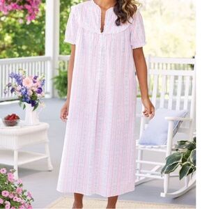 Lanz of Salzburg Lace Trim Long Gown Size Large